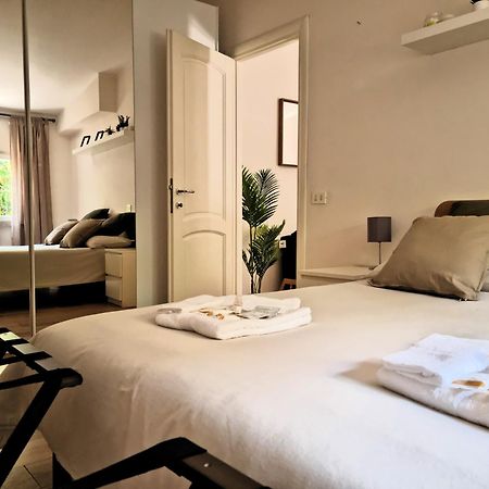 Relais Cassia Rome - Parking, Wi-Fi & Barbecue Villa Bagian luar foto